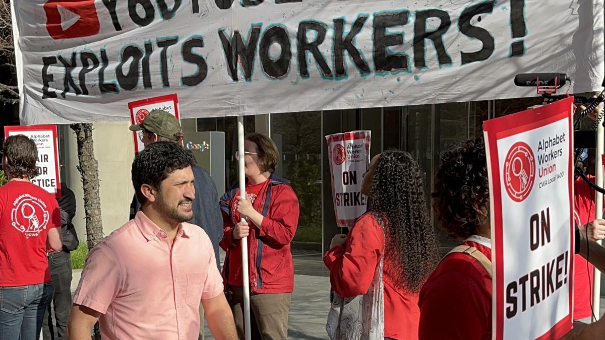Greg Casar joins workers on strike