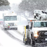 CPS crews respond to widespread outages during Winter Storm Uri in 2021. The Texas Legislature has not done nearly enough to respond improve the grid since then. Enter U.S. Rep. Greg Casar, who has filed the Connect the Grid Act, proposing that Texas join regional, multistate power grids.  Kin Man Hui/Staff photographer
